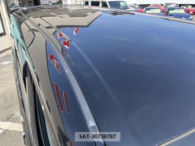 Toyota VOXY 2017-04 321538-13