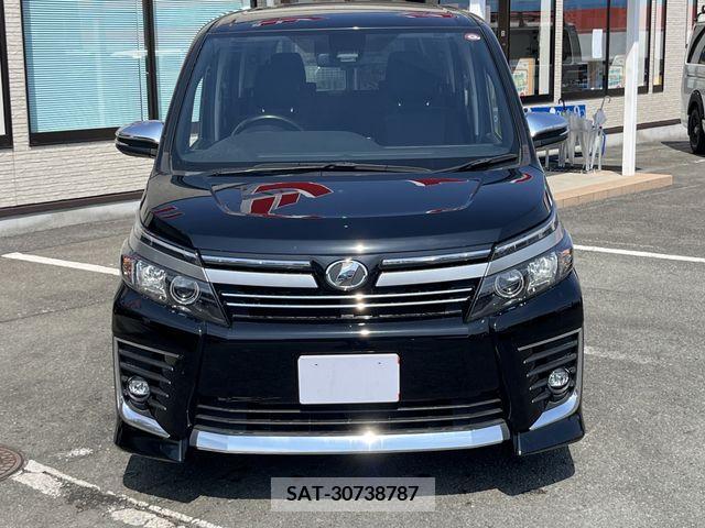 Toyota VOXY 2017-04 321538-16