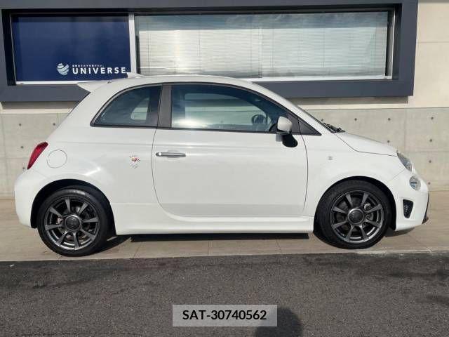 Abarth 595 2017-03 395468-18