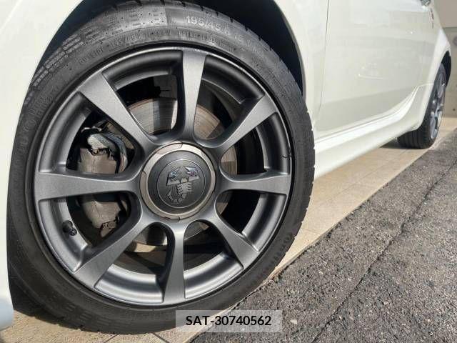 Abarth 595 2017-03 395468-13