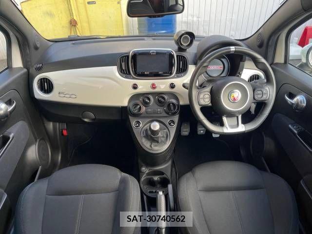 Abarth 595 2017-03 395468-1