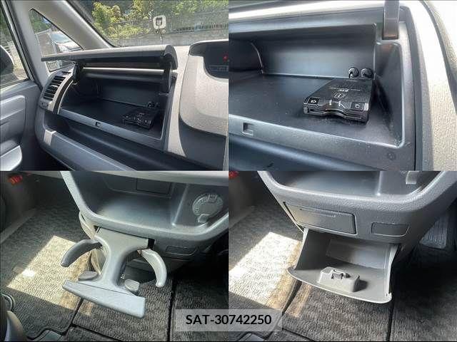 Toyota VOXY 2007-07 352691-11