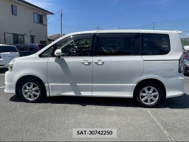 Toyota VOXY 2007-07 352691-15