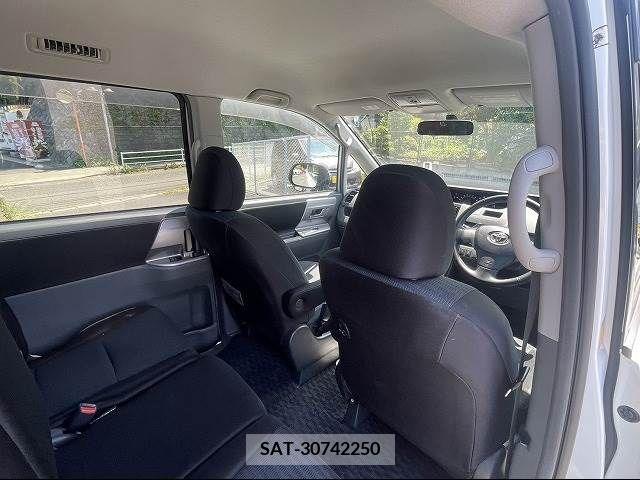 Toyota VOXY 2007-07 352691-23