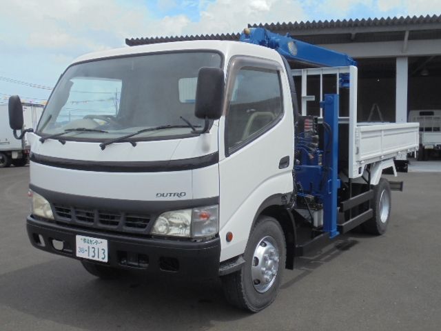 Hino DUTRO 2004-02 9368-3