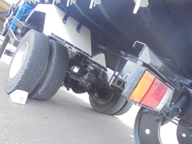 Hino DUTRO 2004-02 9368-15