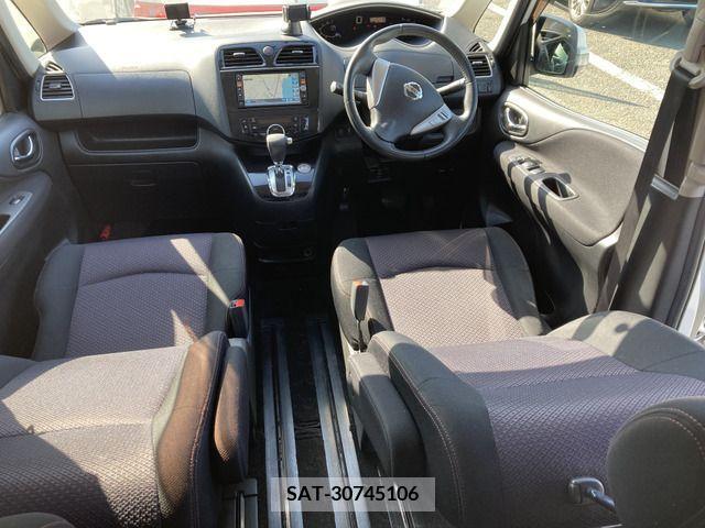 Nissan SERENA 2011-11 284249-4