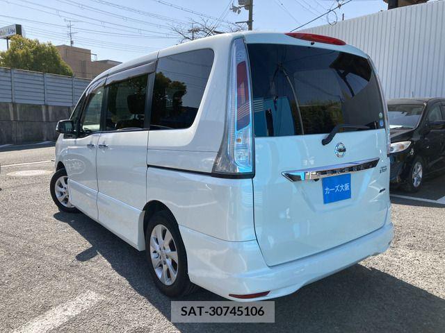 Nissan SERENA 2011-11 284249-3