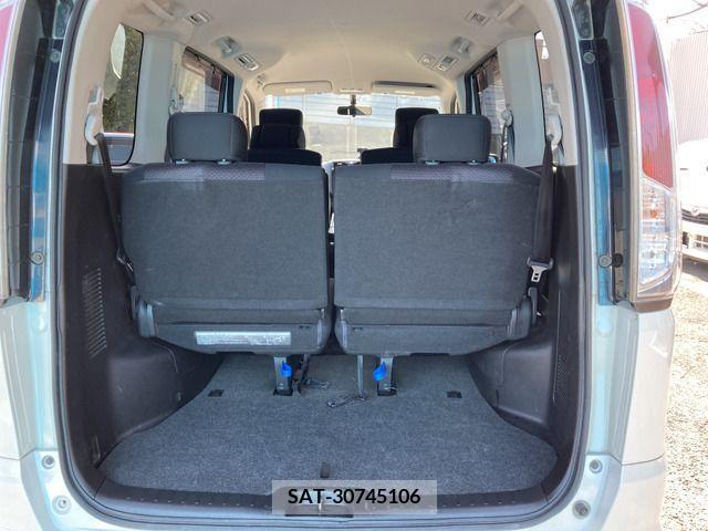 Nissan SERENA 2011-11 284249-7