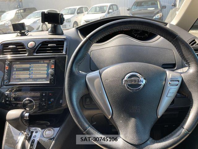 Nissan SERENA 2011-11 284249-8
