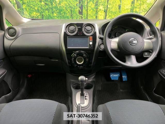 Nissan NOTE 2014-07 381854-1