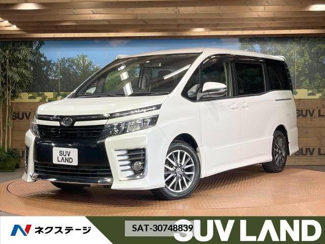 Toyota VOXY 2014-02 339726-0
