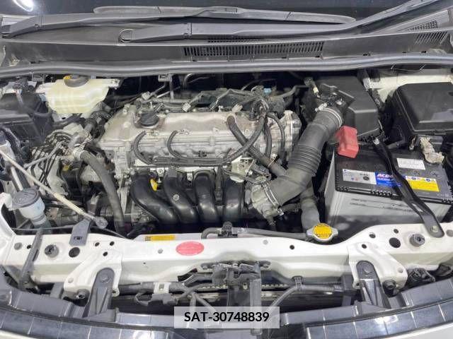 Toyota VOXY 2014-02 339726-17