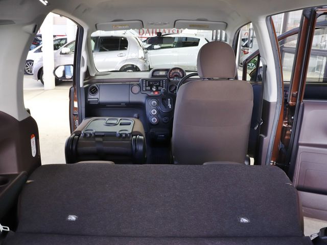 Toyota PORTE 2016-02 1512-19