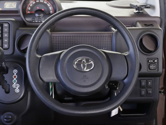 Toyota PORTE 2016-02 1512-12