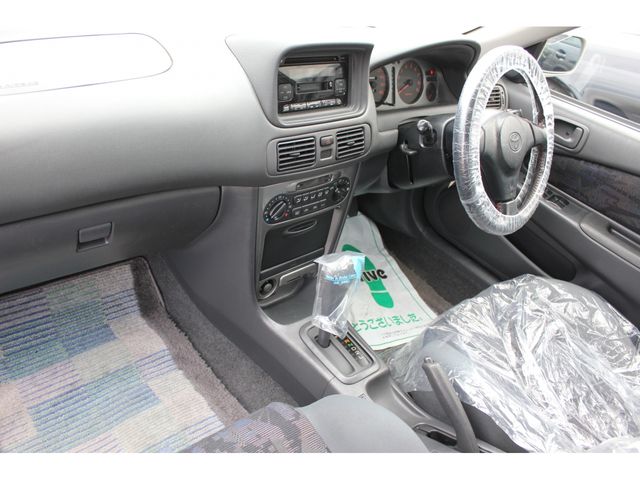 Toyota COROLLA SEDAN 1998-05 3770-1