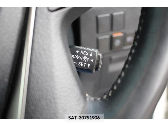Toyota VELLFIRE 2018-06 287991-6