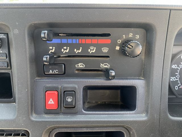 Subaru SAMBAR 2011-04 3859-20