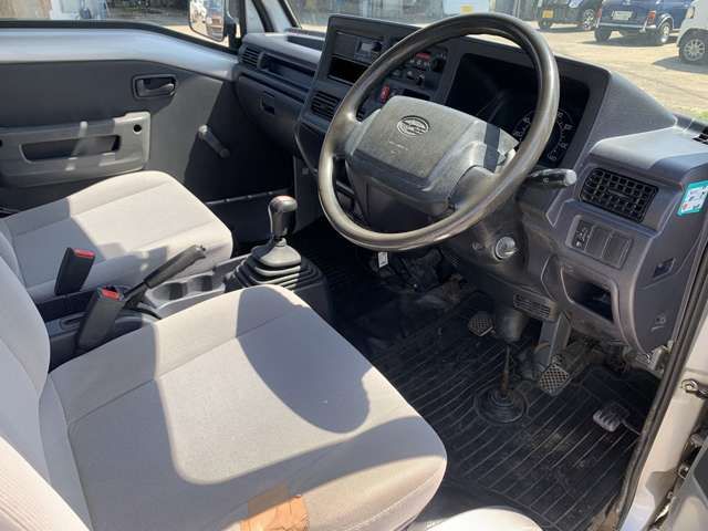 Subaru SAMBAR 2011-04 3859-16