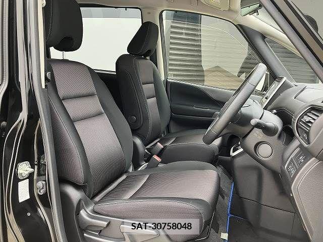 Nissan SERENA 2018-03 340487-8