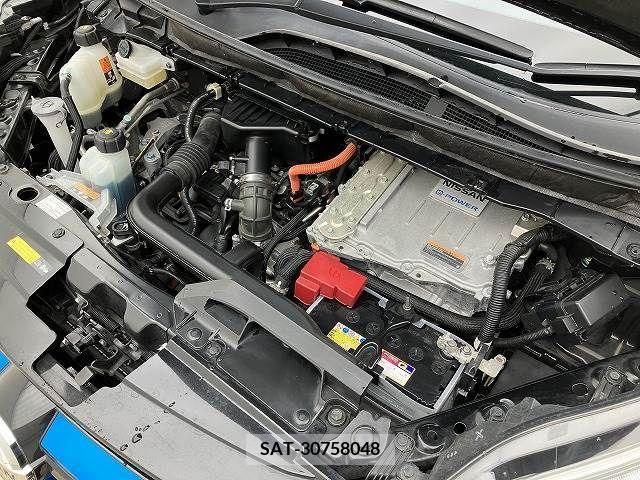 Nissan SERENA 2018-03 340487-19