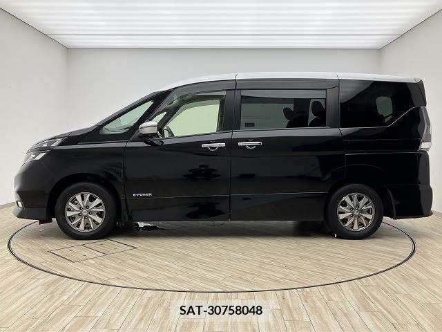 Nissan SERENA 2018-03 340487-14