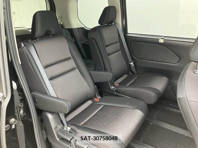 Nissan SERENA 2018-03 340487-9