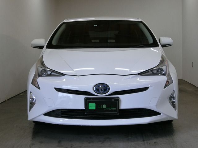 Toyota PRIUS 2015-12 3643-1