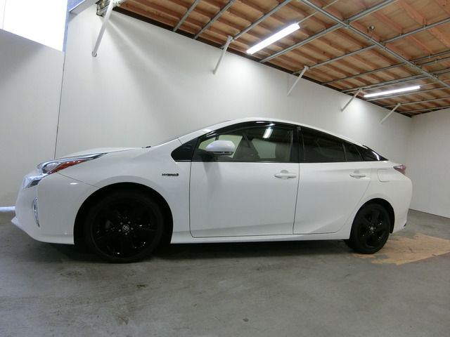 Toyota PRIUS 2015-12 3643-19