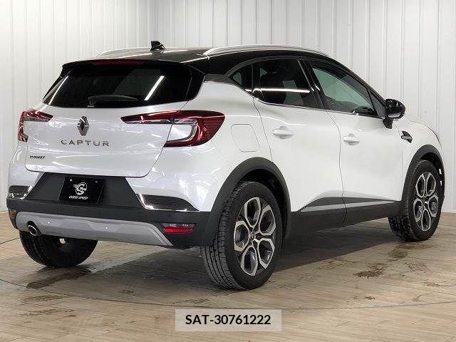 Renault CAPTUR 2021-07 283057-16