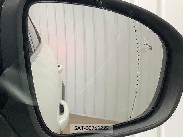 Renault CAPTUR 2021-07 283057-10
