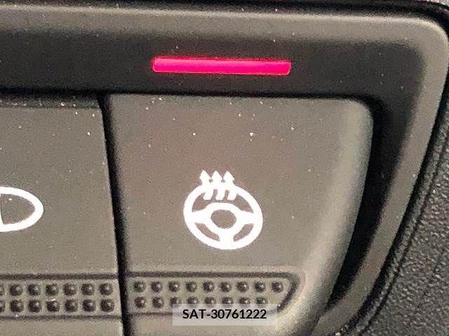 Renault CAPTUR 2021-07 283057-9