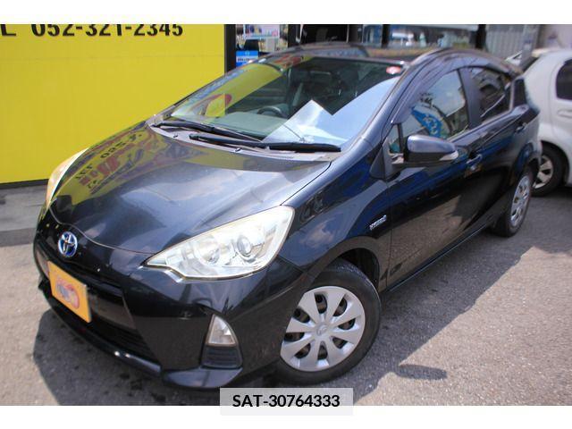 Toyota AQUA 2012-10 379506-4