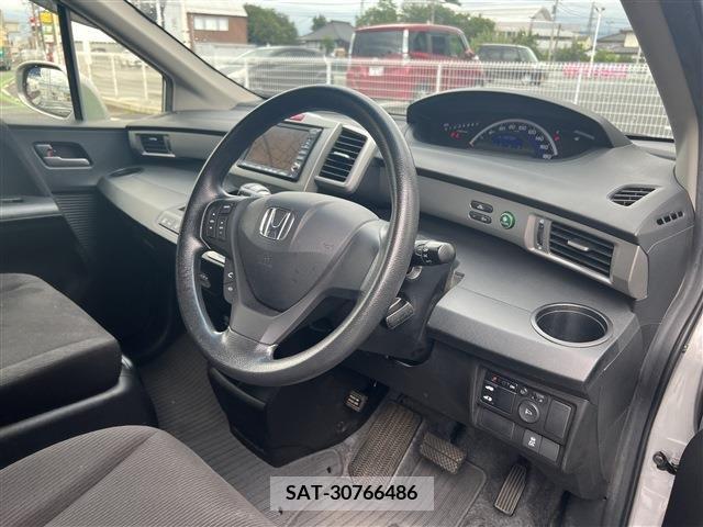 Honda FREED 2012-03 256553-7