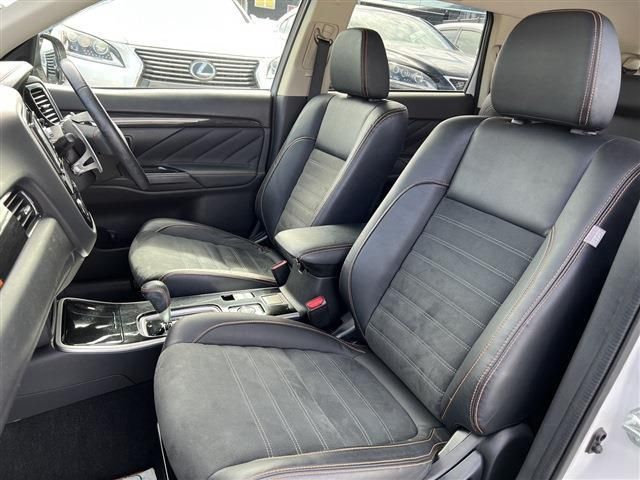 Mitsubishi OUTLANDER 2018-02 20785-18