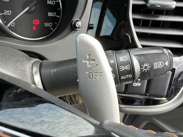 Mitsubishi OUTLANDER 2018-02 20785-12