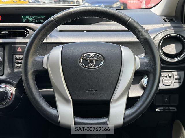 Toyota AQUA 2013-11 314164-12