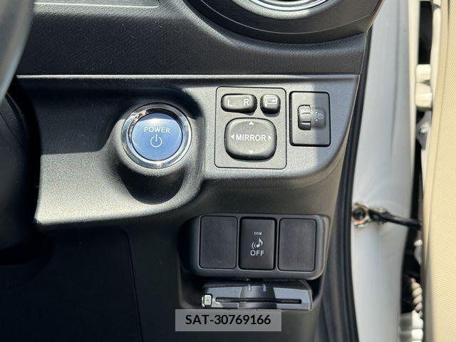 Toyota AQUA 2013-11 314164-15