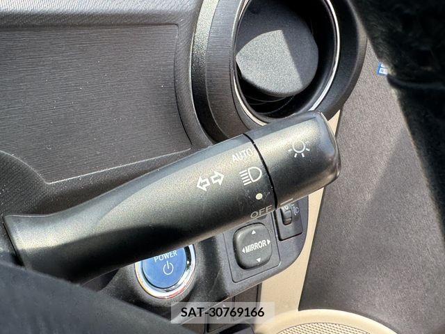 Toyota AQUA 2013-11 314164-13