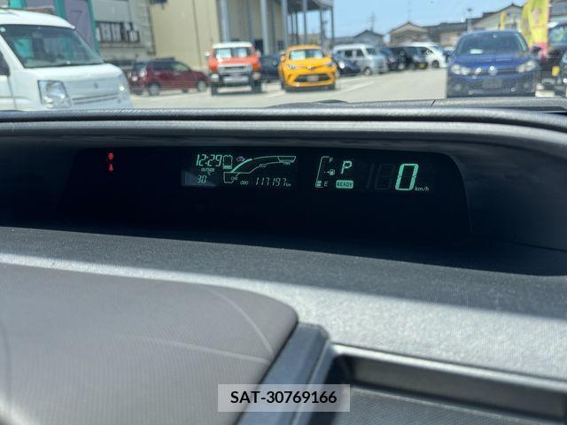 Toyota AQUA 2013-11 314164-17
