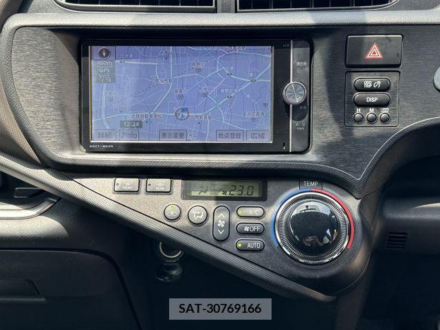 Toyota AQUA 2013-11 314164-18