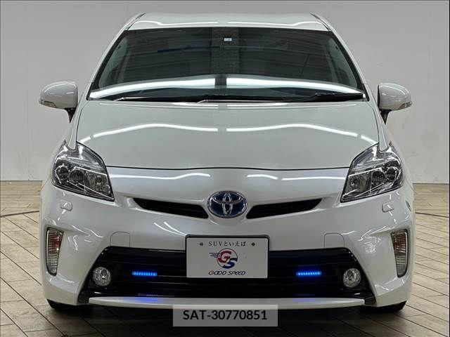 Toyota PRIUS 2014-02 281754-16