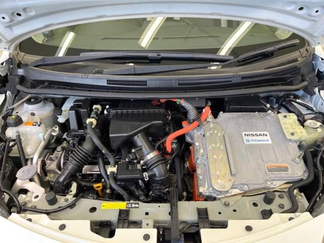 Nissan NOTE 2017-03 189675-18