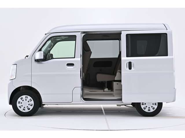 Mitsubishi MINICAB VAN 2022-10 18835-2