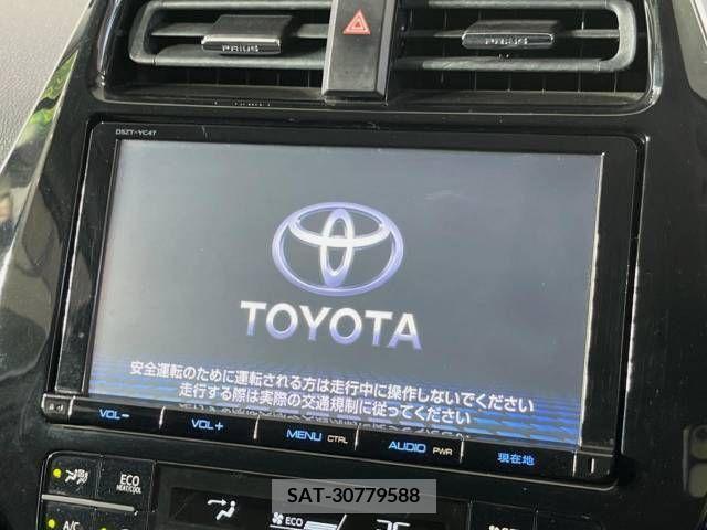 Toyota PRIUS 2016-01 322219-2