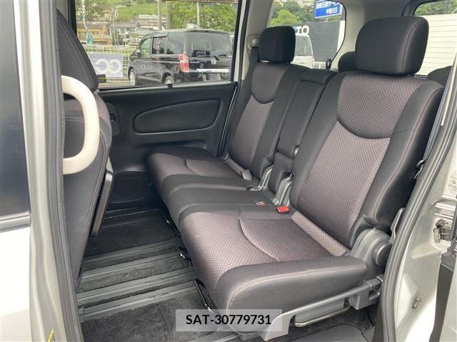 Nissan SERENA 2011-09 204608-3