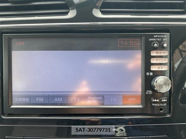 Nissan SERENA 2011-09 204608-10