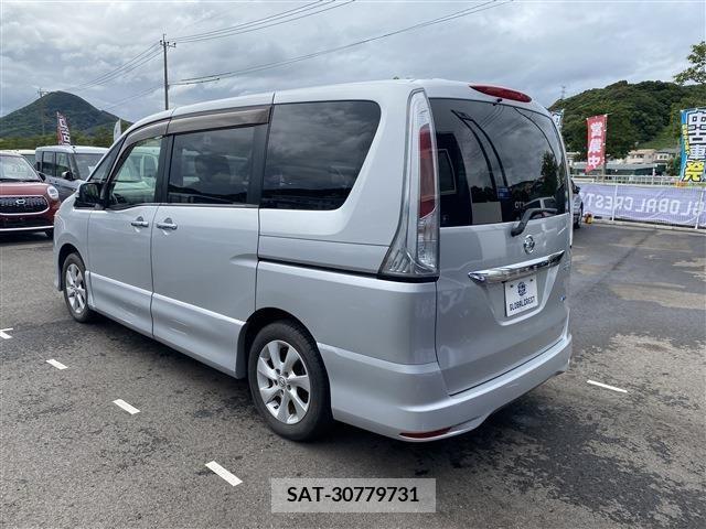 Nissan SERENA 2011-09 204608-17