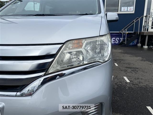 Nissan SERENA 2011-09 204608-12