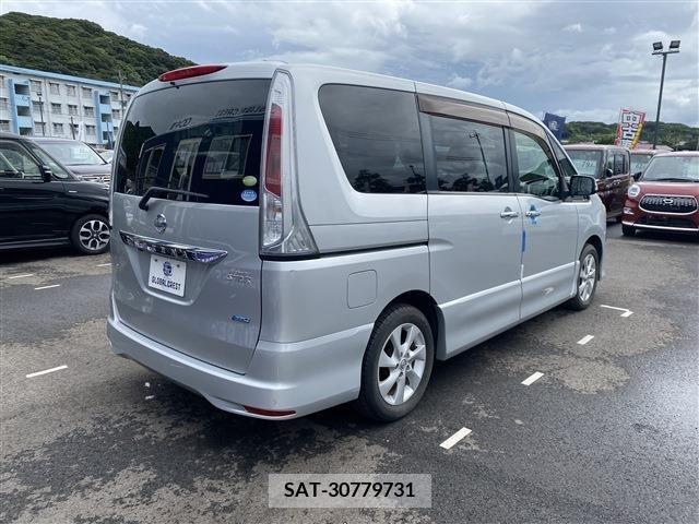 Nissan SERENA 2011-09 204608-15